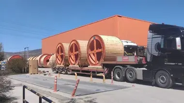 Доставка крупногабаритного двигателя из Барселоны во Львов