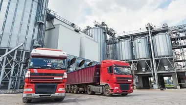 Вантажні перевезення зерна